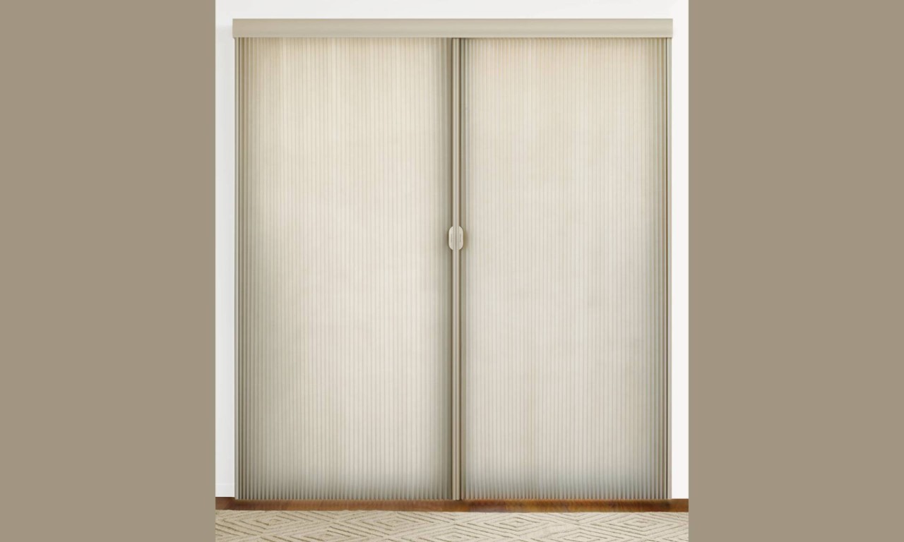Hunter Douglas Duette® Cellular Shades with Vertiglide™ near Peoria, Illinois (IL)